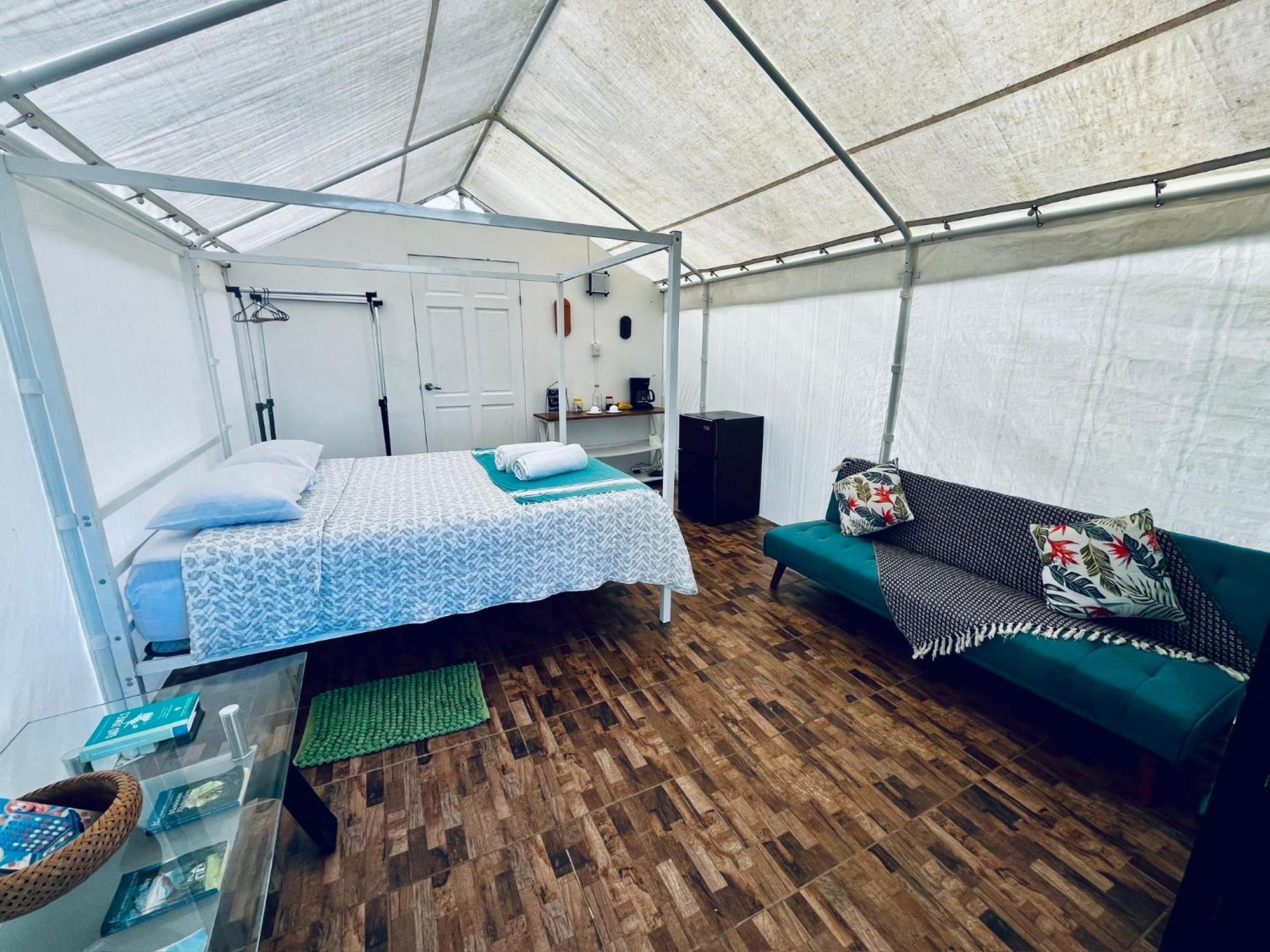 Garza Del Sol Glamping Rio Celeste Buganvilia Extérieur photo